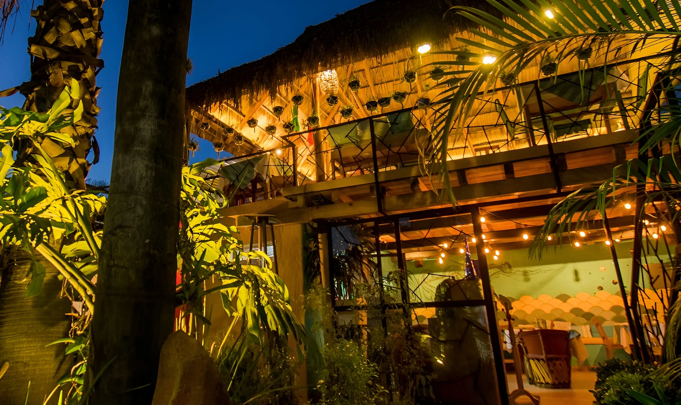 Letra CH- Restoran Del Mar
